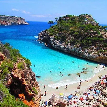 Santiago Majorca كالا فجويرا